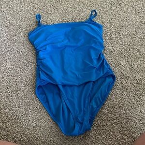 La Blanca women’s one piece swimsuit size 14